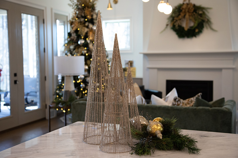 Holiday House Tour - Building Dimensions - Countertop Holiday House Tour - Building Dimensions - Countertop