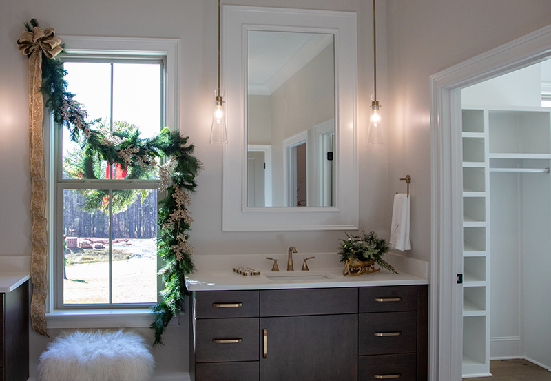 Holiday House Tour - Building Dimensions - Vanity Holiday House Tour - Building Dimensions - Vanity